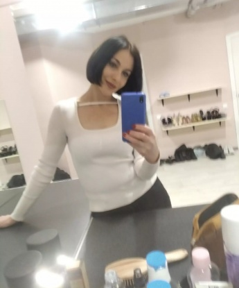 💋 У меня в Москве свой уютный гнездышко, куда я приглашаю тебя на незабываемую эротическую встречу. 😉 Со мной ты откроешь новые грани наслаждения и забудешь о реальности. Мои услуги - элитный индивидуальный эскорт, воплощение всех твоих фантазий в жизнь. Знаю, как доставить истинное удовольствие и подарить незабываемые моменты. Мои нежные руки и горячее тело сведут тебя с ума. 💕 Фото - 100% мои, проверено временем и моими клиентами. Отзывы говорят сами за себя. Все встречи только конфиденциально и безопасно. Если хочешь избавиться от повседневной рутины и окунуться в мир наслаждения со мной, смело пиши и жди меня в Москве! 😘💫 Кузя