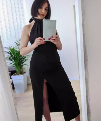 💋 У меня в Москве свой уютный гнездышко, куда я приглашаю тебя на незабываемую эротическую встречу. 😉 Со мной ты откроешь новые грани наслаждения и забудешь о реальности. Мои услуги - элитный индивидуальный эскорт, воплощение всех твоих фантазий в жизнь. Знаю, как доставить истинное удовольствие и подарить незабываемые моменты. Мои нежные руки и горячее тело сведут тебя с ума. 💕 Фото - 100% мои, проверено временем и моими клиентами. Отзывы говорят сами за себя. Все встречи только конфиденциально и безопасно. Если хочешь избавиться от повседневной рутины и окунуться в мир наслаждения со мной, смело пиши и жди меня в Москве! 😘💫 Кузя