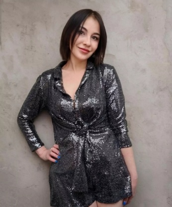 💋 У меня в Москве свой уютный гнездышко, куда я приглашаю тебя на незабываемую эротическую встречу. 😉 Со мной ты откроешь новые грани наслаждения и забудешь о реальности. Мои услуги - элитный индивидуальный эскорт, воплощение всех твоих фантазий в жизнь. Знаю, как доставить истинное удовольствие и подарить незабываемые моменты. Мои нежные руки и горячее тело сведут тебя с ума. 💕 Фото - 100% мои, проверено временем и моими клиентами. Отзывы говорят сами за себя. Все встречи только конфиденциально и безопасно. Если хочешь избавиться от повседневной рутины и окунуться в мир наслаждения со мной, смело пиши и жди меня в Москве! 😘💫 Кузя